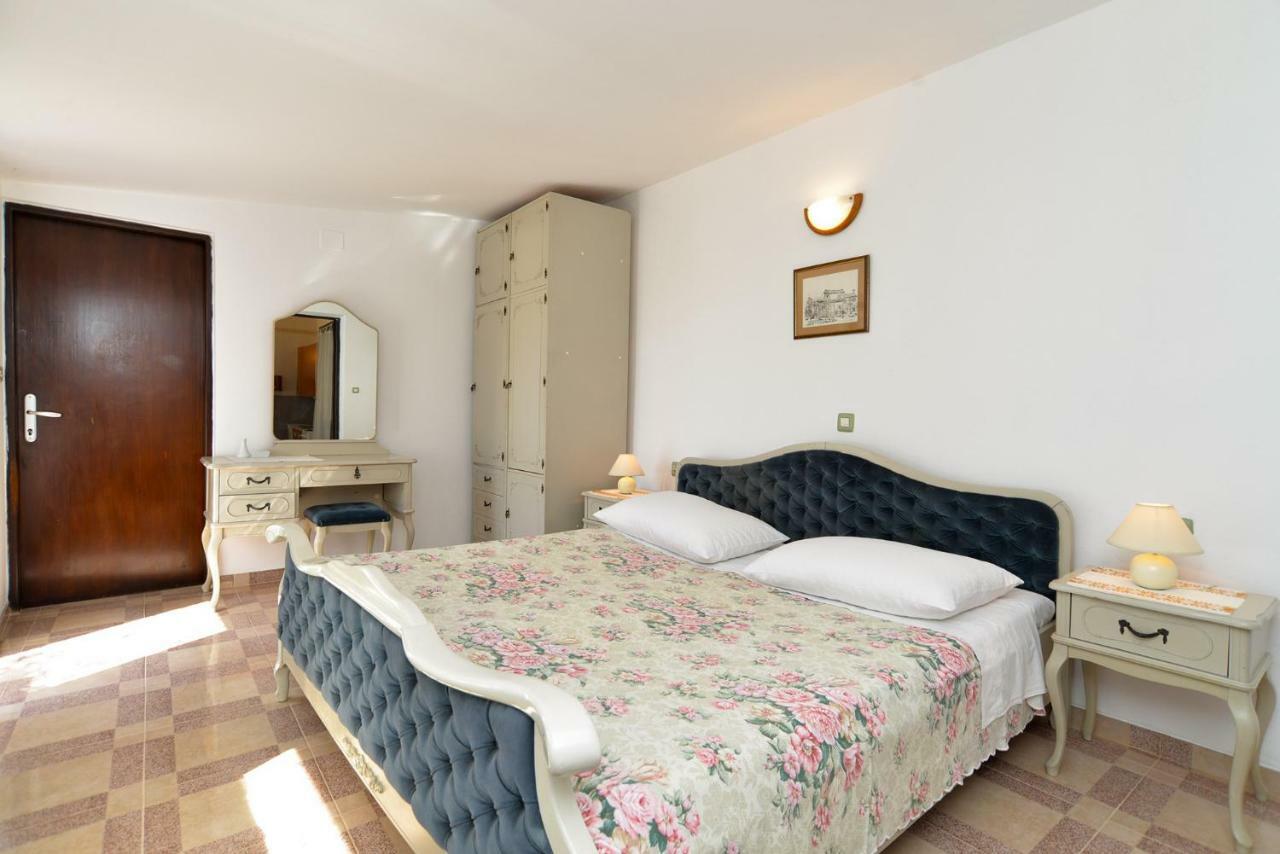 שטיניאן Apartments Elsa 534 מראה חיצוני תמונה
