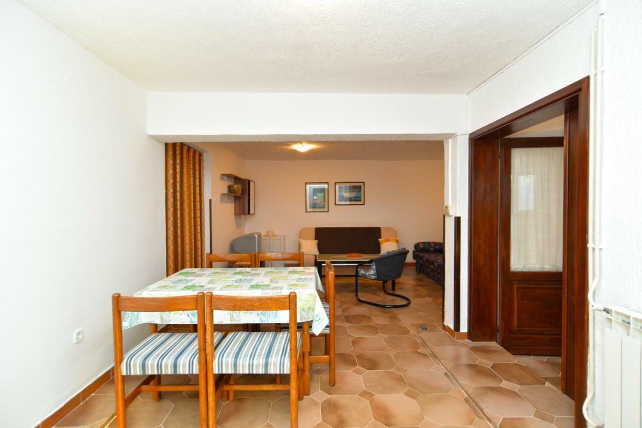 שטיניאן Apartments Elsa 534 מראה חיצוני תמונה
