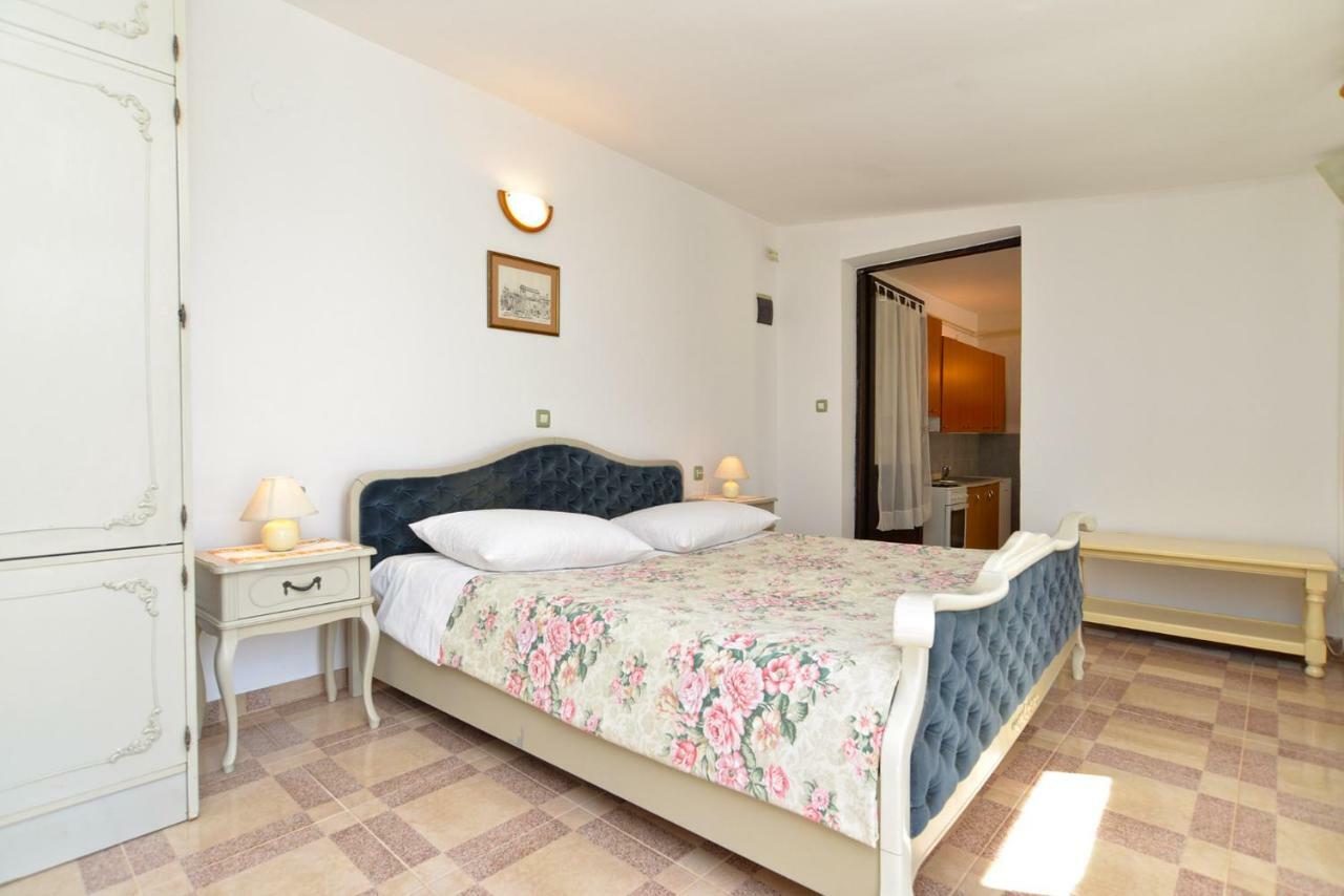 שטיניאן Apartments Elsa 534 מראה חיצוני תמונה